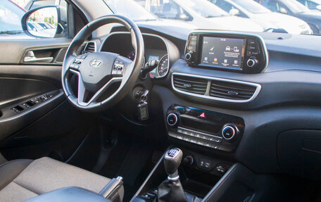 Hyundai Tucson III, 2019 год, 2 199 000 рублей, 10 фотография
