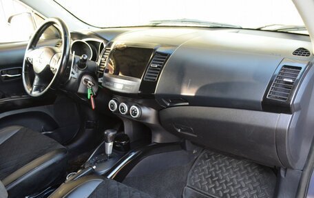 Mitsubishi Outlander III рестайлинг 3, 2007 год, 999 888 рублей, 14 фотография
