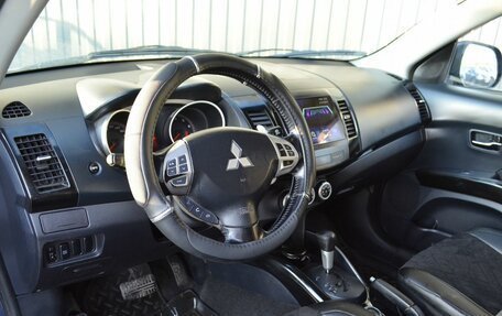Mitsubishi Outlander III рестайлинг 3, 2007 год, 999 888 рублей, 11 фотография