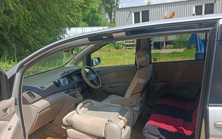 Toyota ISis I, 2005 год, 800 000 рублей, 8 фотография