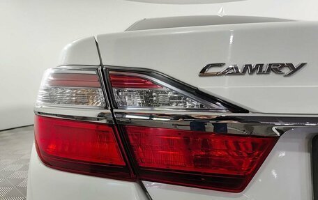 Toyota Camry, 2017 год, 1 900 000 рублей, 9 фотография