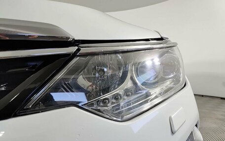 Toyota Camry, 2017 год, 1 900 000 рублей, 17 фотография