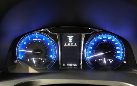 Toyota Camry, 2017 год, 1 900 000 рублей, 13 фотография