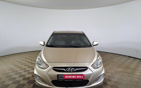 Hyundai Solaris II рестайлинг, 2011 год, 570 000 рублей, 2 фотография