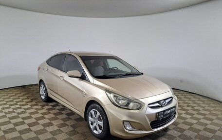Hyundai Solaris II рестайлинг, 2011 год, 570 000 рублей, 3 фотография