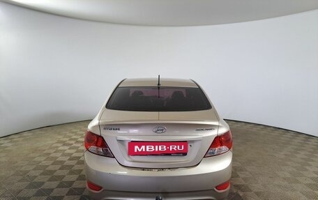 Hyundai Solaris II рестайлинг, 2011 год, 570 000 рублей, 6 фотография