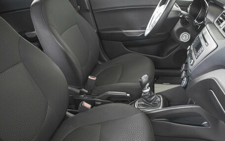 KIA Rio III рестайлинг, 2017 год, 999 000 рублей, 12 фотография
