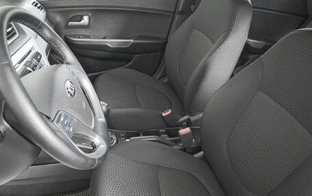 KIA Rio III рестайлинг, 2017 год, 999 000 рублей, 9 фотография