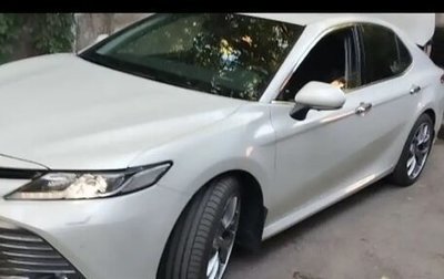 Toyota Camry, 2019 год, 3 100 000 рублей, 1 фотография