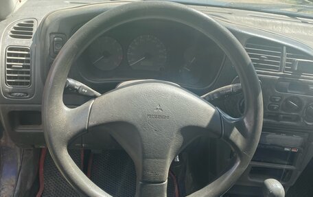 Mitsubishi Colt VI рестайлинг, 1997 год, 120 000 рублей, 7 фотография