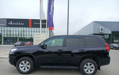 Toyota Land Cruiser Prado 150 рестайлинг 2, 2019 год, 4 780 000 рублей, 8 фотография