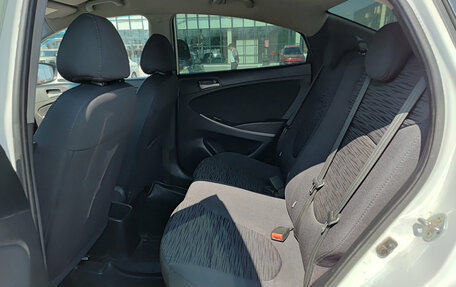 Hyundai Solaris II рестайлинг, 2015 год, 770 000 рублей, 12 фотография