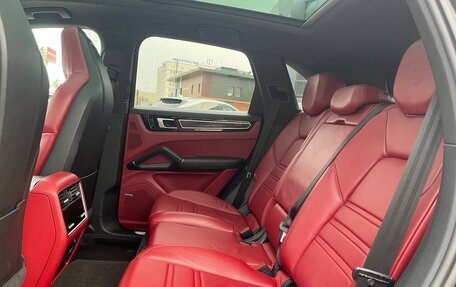 Porsche Cayenne III, 2018 год, 7 490 000 рублей, 12 фотография