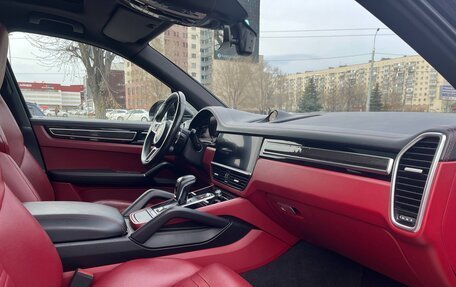 Porsche Cayenne III, 2018 год, 7 490 000 рублей, 13 фотография