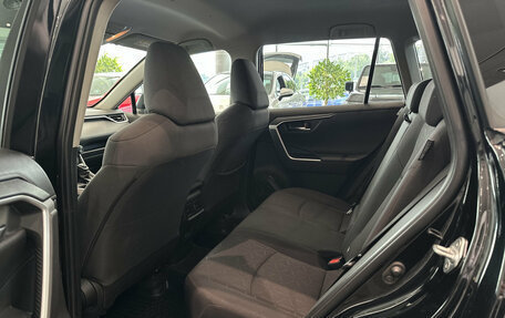 Toyota RAV4, 2020 год, 3 198 000 рублей, 12 фотография