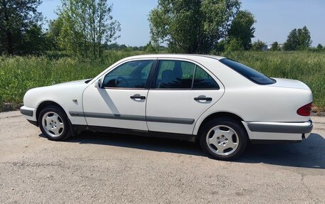 Mercedes-Benz E-Класс, 1996 год, 480 000 рублей, 8 фотография