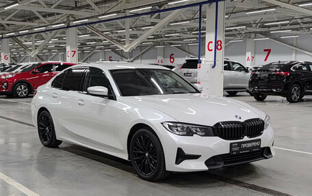 BMW 3 серия, 2021 год, 3 890 000 рублей, 7 фотография