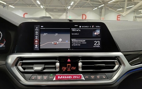 BMW 3 серия, 2021 год, 3 890 000 рублей, 19 фотография