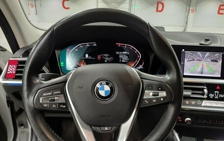 BMW 3 серия, 2021 год, 3 890 000 рублей, 24 фотография