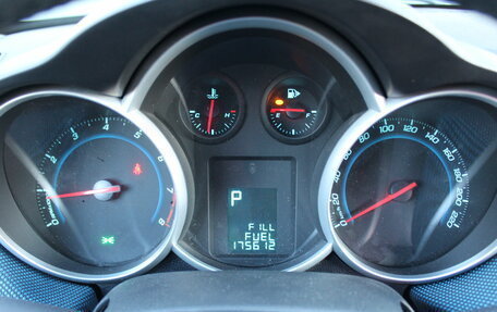 Chevrolet Cruze II, 2013 год, 950 000 рублей, 13 фотография