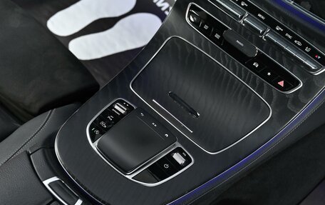 Mercedes-Benz E-Класс, 2020 год, 4 300 000 рублей, 13 фотография