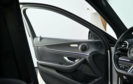 Mercedes-Benz E-Класс, 2020 год, 4 300 000 рублей, 17 фотография