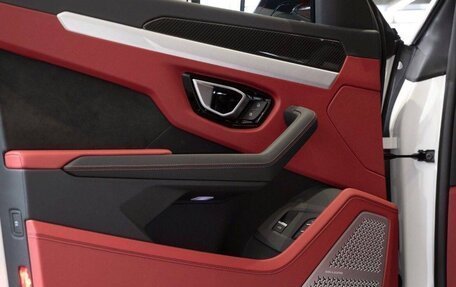 Lamborghini Urus I, 2021 год, 29 000 000 рублей, 3 фотография