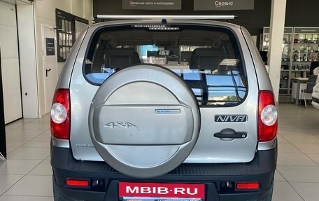 Chevrolet Niva I рестайлинг, 2015 год, 535 000 рублей, 7 фотография