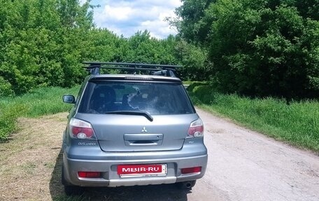 Mitsubishi Outlander III рестайлинг 3, 2005 год, 850 000 рублей, 3 фотография