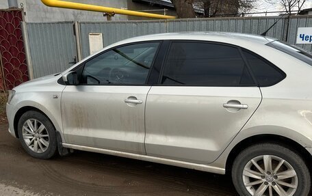 Volkswagen Polo VI (EU Market), 2011 год, 670 000 рублей, 2 фотография