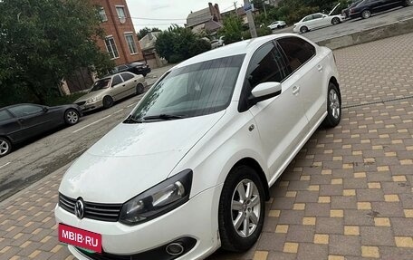 Volkswagen Polo VI (EU Market), 2012 год, 580 000 рублей, 1 фотография