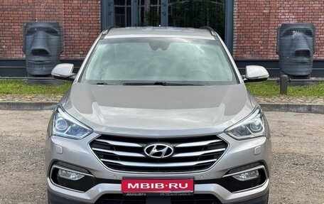 Hyundai Santa Fe III рестайлинг, 2017 год, 2 500 000 рублей, 1 фотография