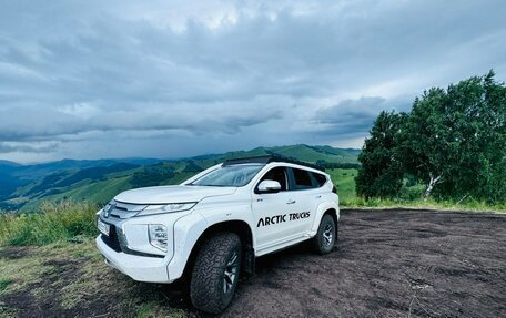 Mitsubishi Pajero Sport III рестайлинг, 2022 год, 4 499 000 рублей, 1 фотография