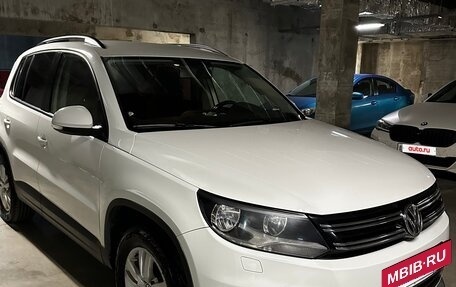 Volkswagen Tiguan I, 2016 год, 1 800 000 рублей, 2 фотография