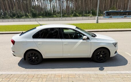 Skoda Rapid II, 2022 год, 2 100 000 рублей, 2 фотография