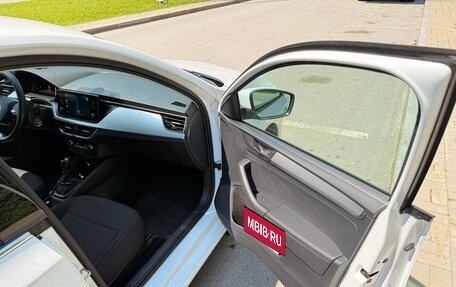 Skoda Rapid II, 2022 год, 2 100 000 рублей, 5 фотография