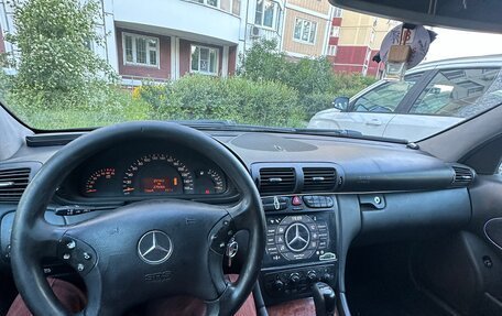 Mercedes-Benz C-Класс, 2003 год, 520 000 рублей, 4 фотография