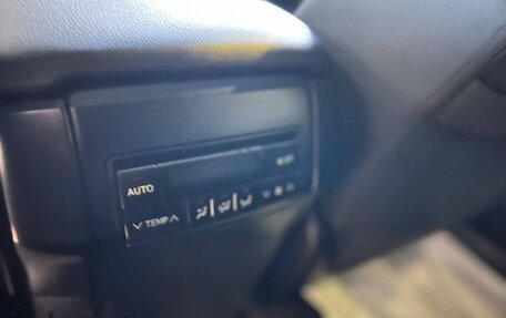 Toyota Land Cruiser Prado 150 рестайлинг 2, 2021 год, 6 200 000 рублей, 15 фотография