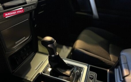Toyota Land Cruiser Prado 150 рестайлинг 2, 2021 год, 6 200 000 рублей, 13 фотография