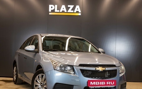 Chevrolet Cruze II, 2009 год, 649 000 рублей, 2 фотография