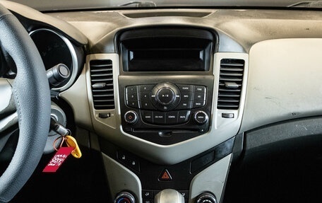 Chevrolet Cruze II, 2009 год, 649 000 рублей, 7 фотография