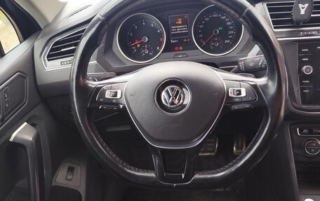 Volkswagen Tiguan II, 2018 год, 1 455 000 рублей, 10 фотография