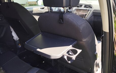 Volkswagen Tiguan II, 2018 год, 1 455 000 рублей, 27 фотография