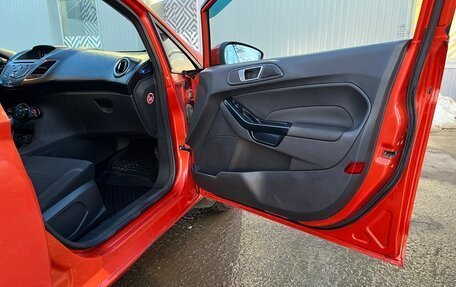 Ford Fiesta, 2015 год, 550 000 рублей, 12 фотография