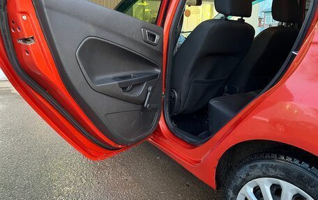 Ford Fiesta, 2015 год, 550 000 рублей, 10 фотография