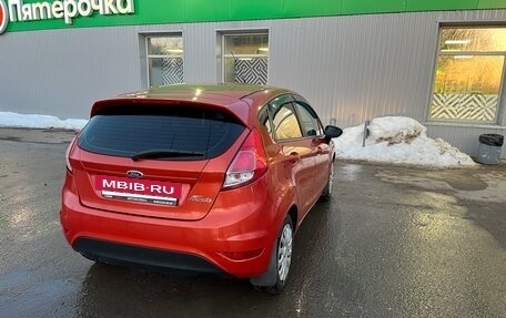 Ford Fiesta, 2015 год, 550 000 рублей, 5 фотография