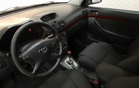 Toyota Avensis III рестайлинг, 2003 год, 799 000 рублей, 9 фотография