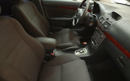 Toyota Avensis III рестайлинг, 2003 год, 799 000 рублей, 11 фотография