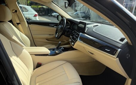BMW 5 серия, 2018 год, 3 295 000 рублей, 16 фотография