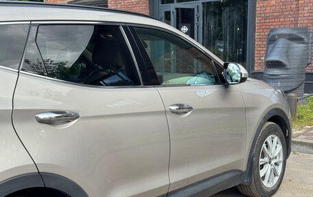 Hyundai Santa Fe III рестайлинг, 2017 год, 2 500 000 рублей, 9 фотография